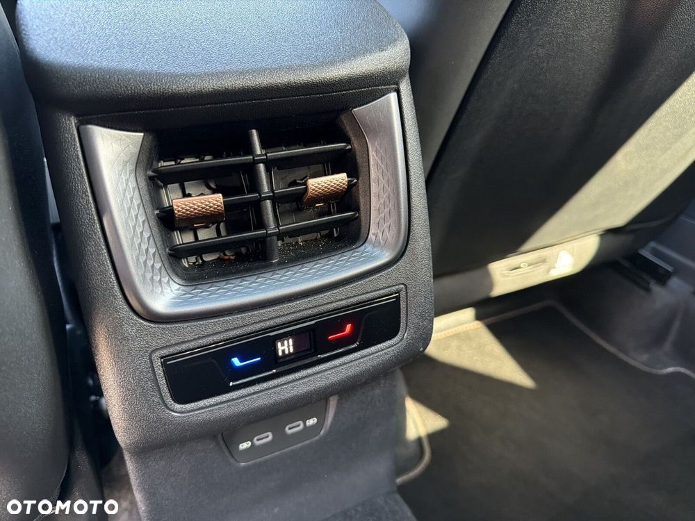 Cupra Terramar 2.0 TSI 4Drive VZ DSG - 35