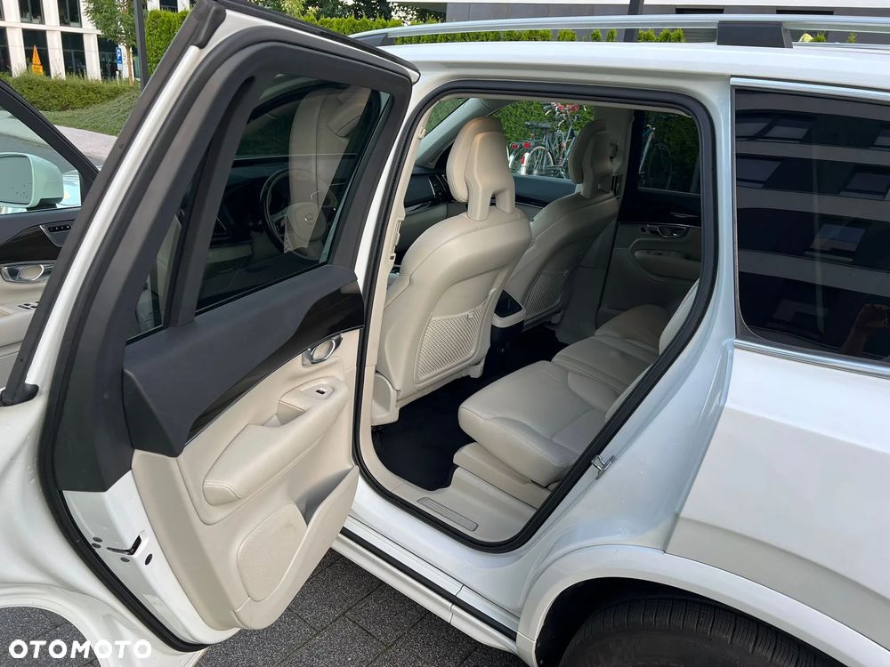 Volvo XC 90 - 20