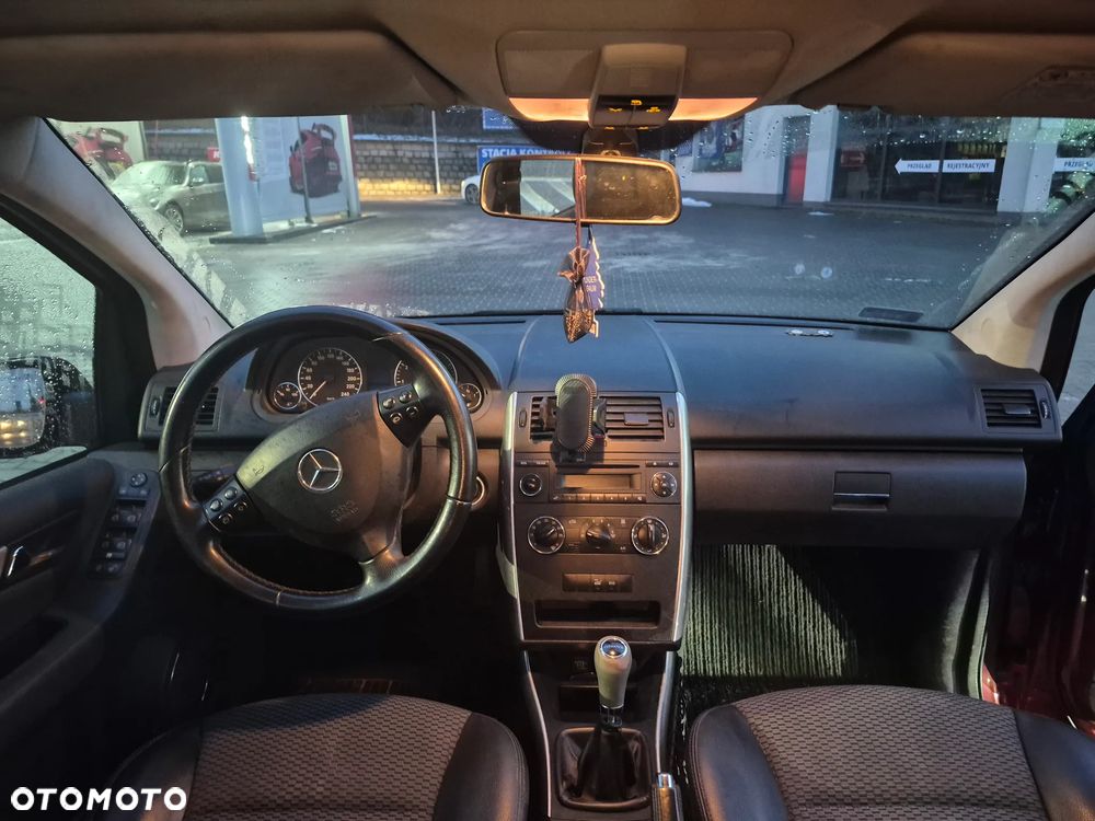 Mercedes-Benz Klasa A 160 Elegance BlueEff EU5 - 8