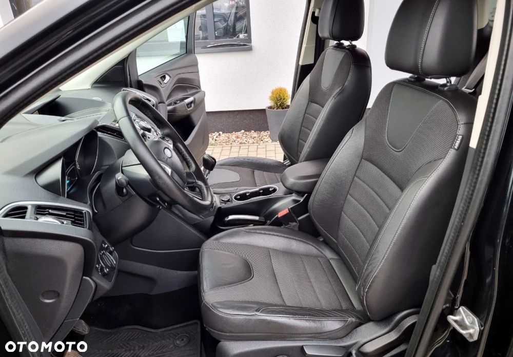Ford Kuga - 21