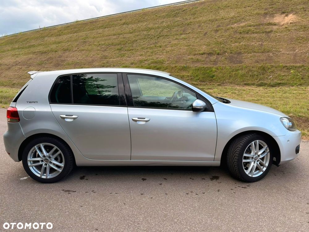 Volkswagen Golf 1.6 TDI Comfortline - 3