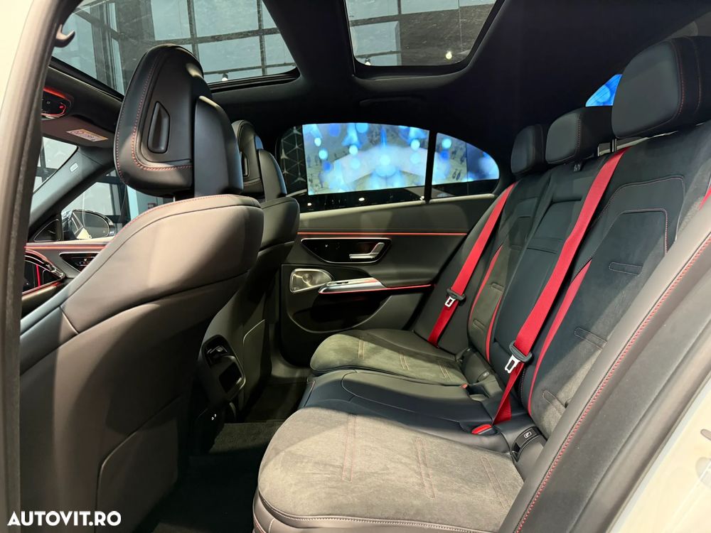 Mercedes-Benz E 53 AMG Hybrid 4Matic+ AMG SPEEDSHIFT TCT 9G - 13