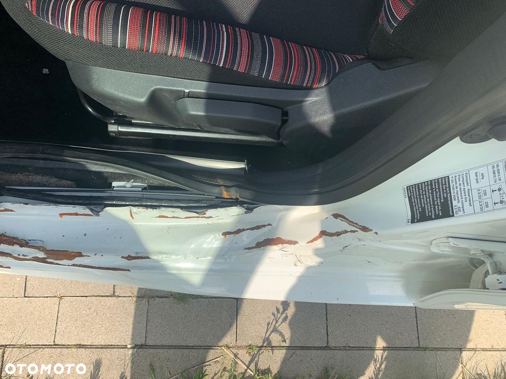 Citroën C1 VTi 68 SELECTION - 28