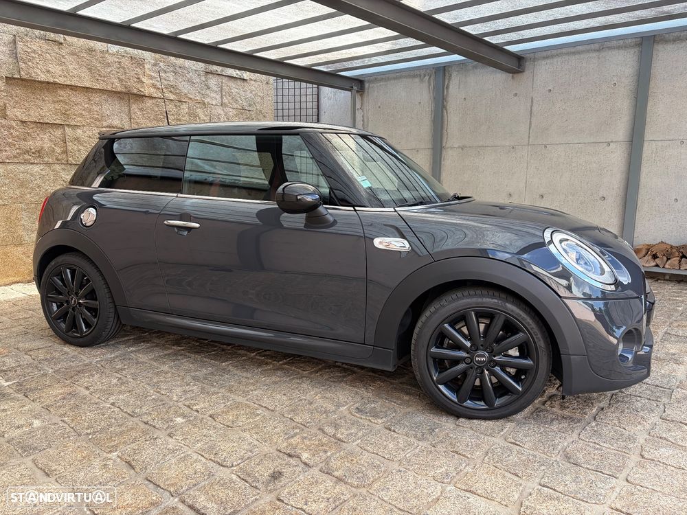 MINI 3 Portas Cooper SD - 4
