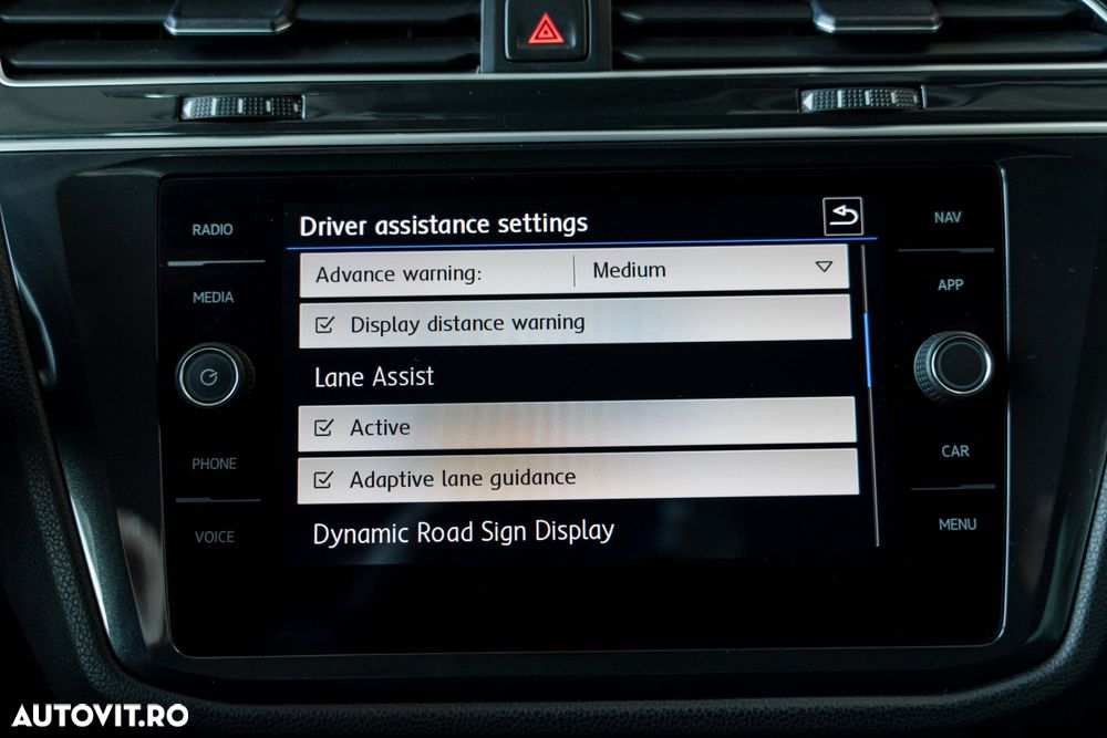 Volkswagen Tiguan 2.0 TDI SCR 4MOTION (BlueMotion Techn.) DSG Highline - 32