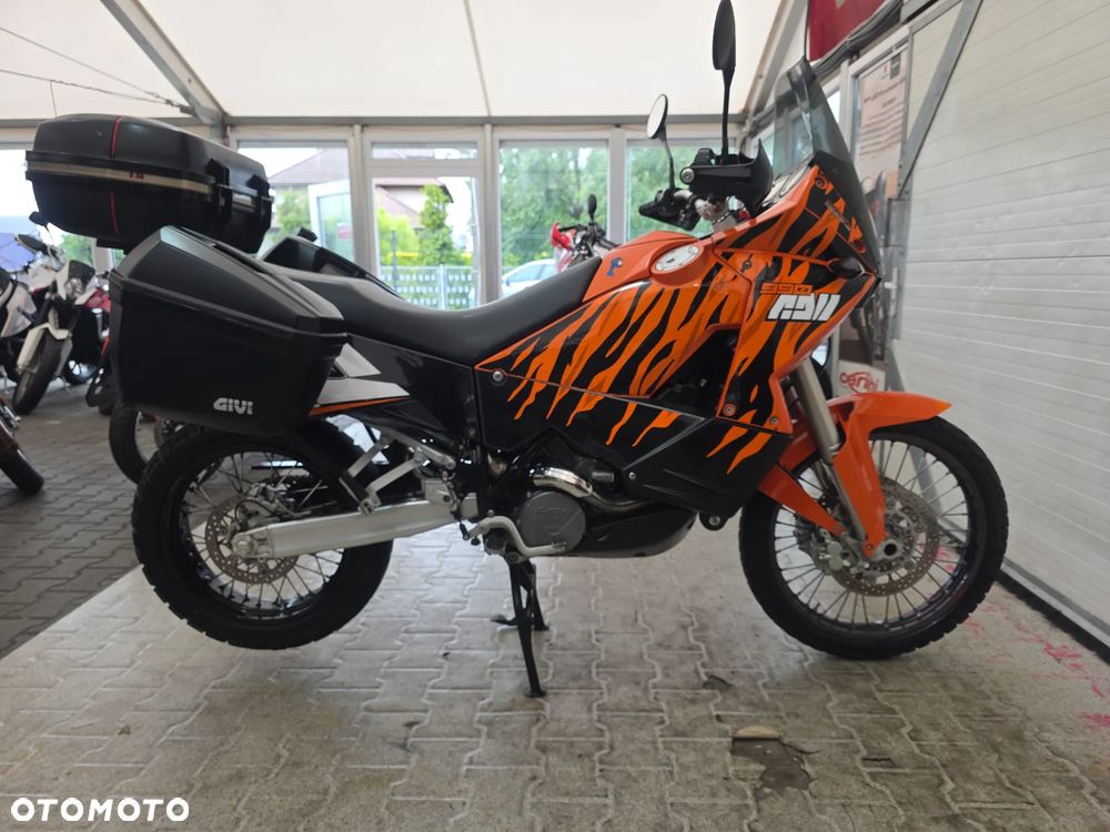 KTM Super Adventure - 25