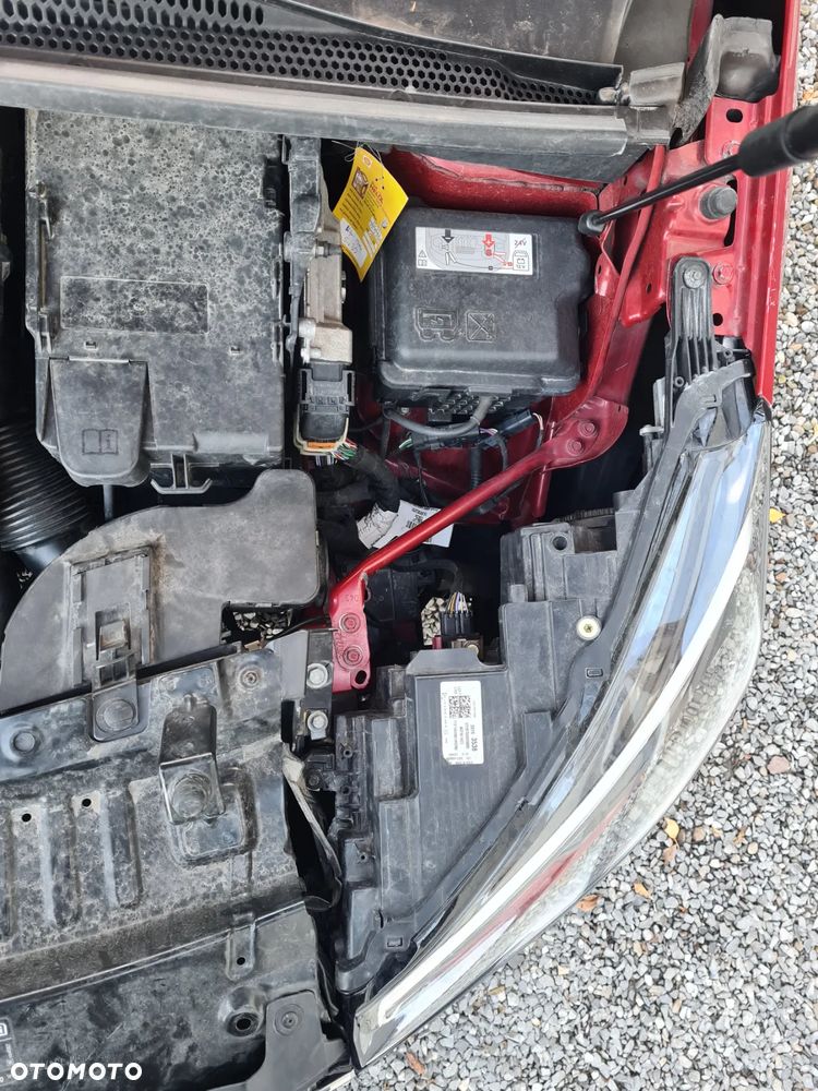 Opel Crossland 1.2 T Elegance Business Pack - 11