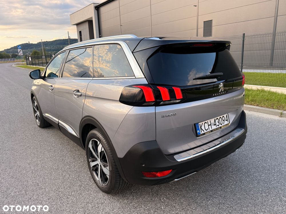 Peugeot 5008 - 7