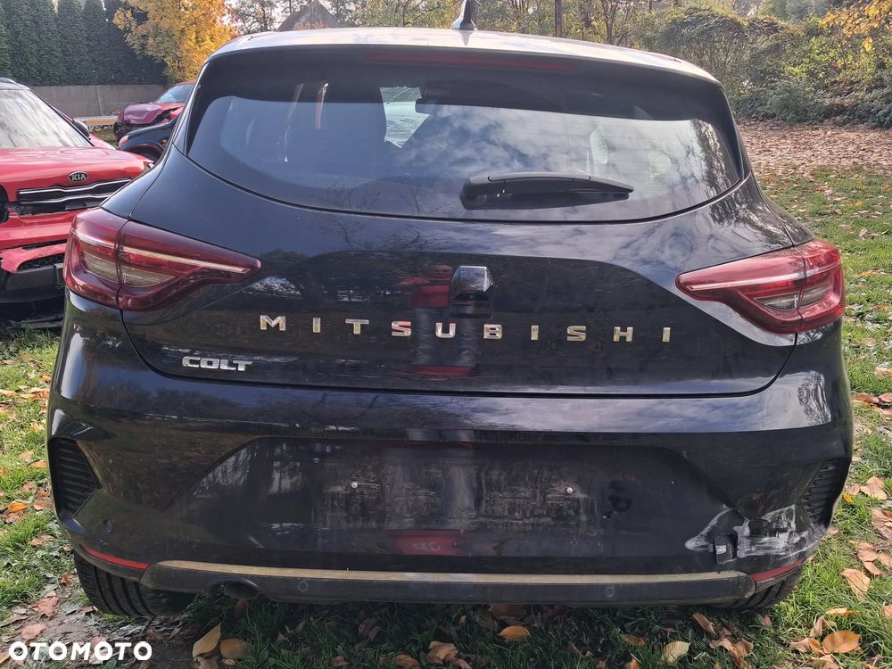 Mitsubishi Colt - 1
