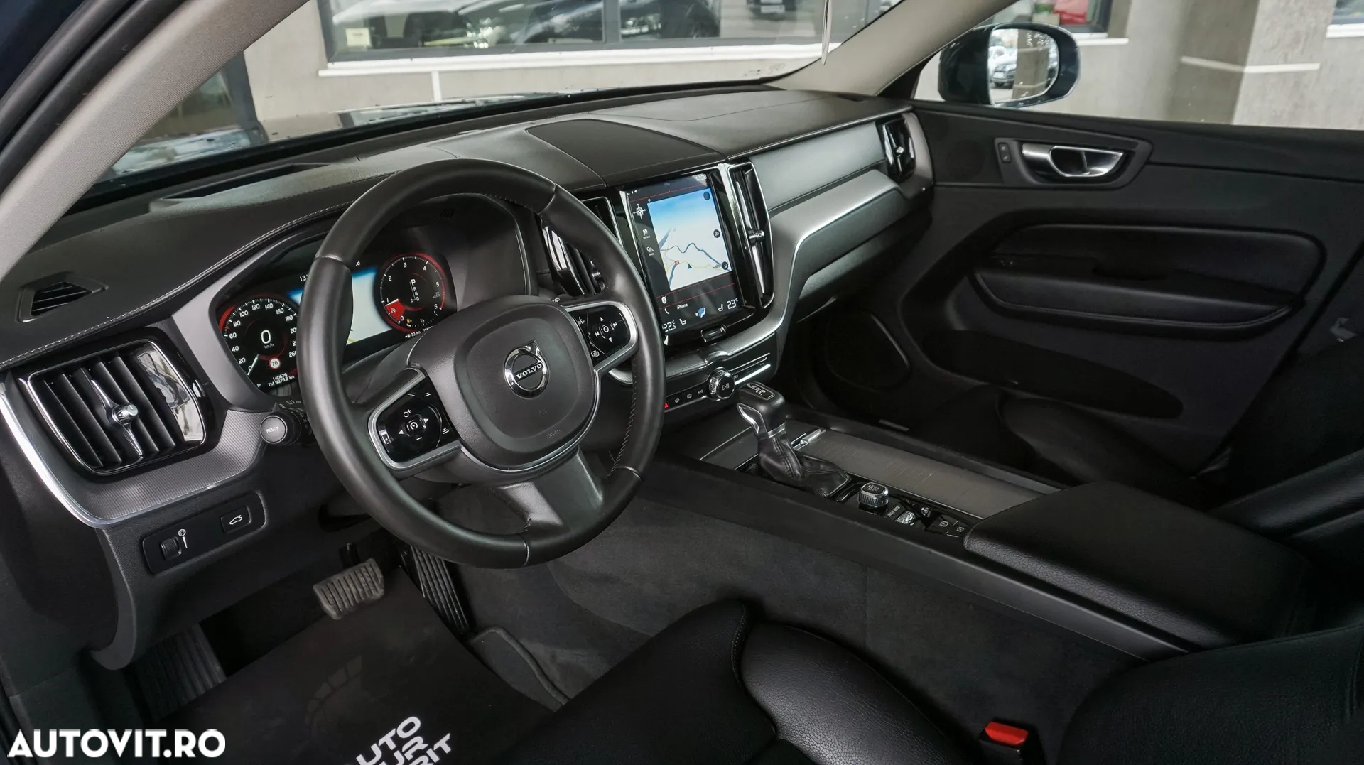 Volvo XC 60 D5 AWD Geartronic Inscription - 18