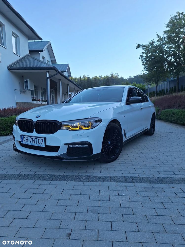 BMW Seria 5 530i xDrive Sport Line sport - 10