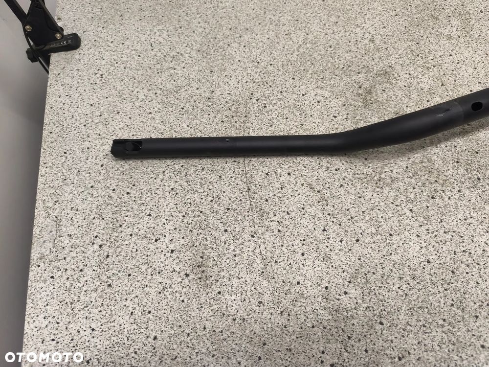 Kierownica Triumph Trident 660 2022 - 9