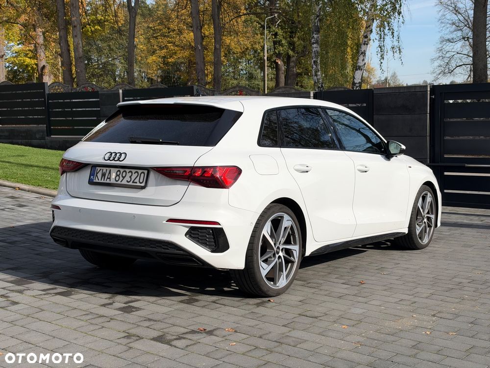 Audi A3 Sportback - 4