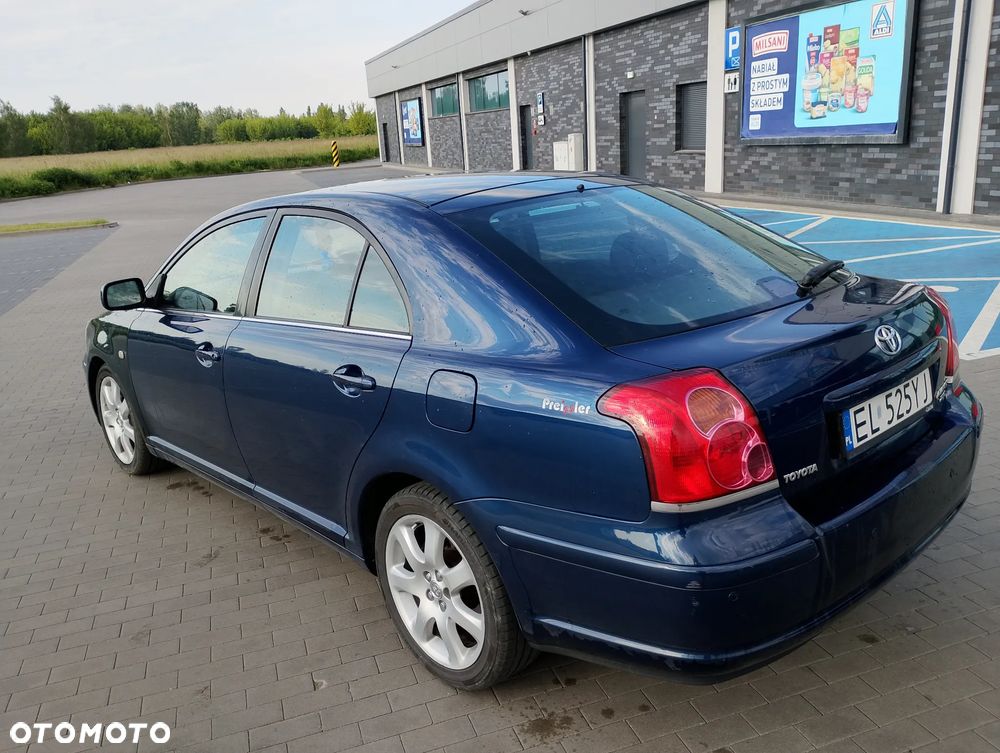 Toyota Avensis 2.0 VVT-i Executive - 7