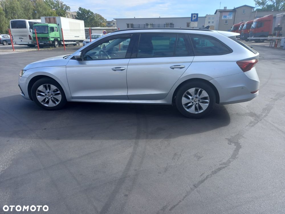 Skoda Octavia - 2