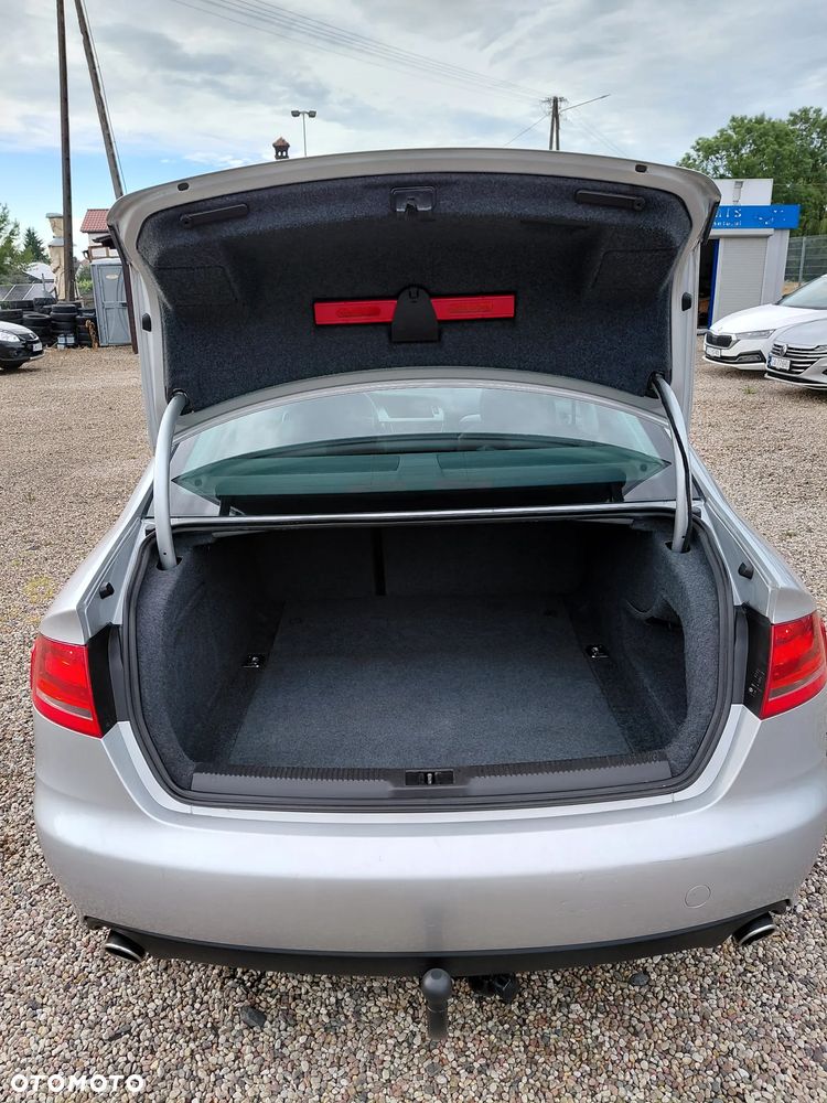Audi A4 Limousine 3.0 TDI DPF quattro Ambiente - 29