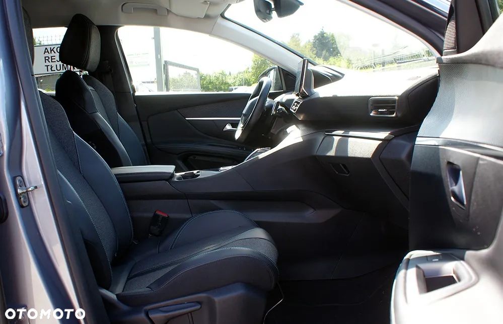 Peugeot 3008 - 17