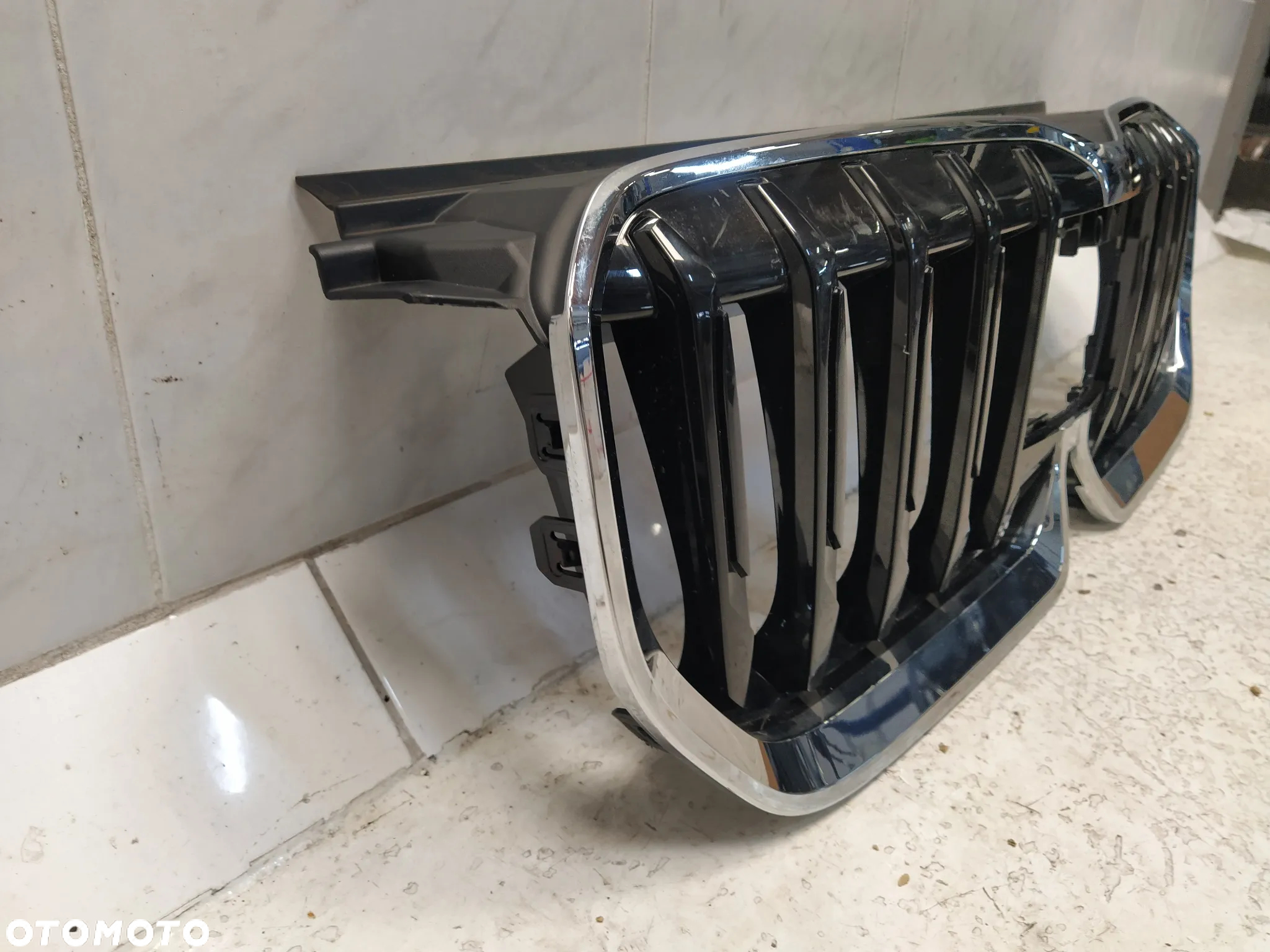 BMW X1 U11 GRILL ATRAPA CHŁODNICY KRATKA NERKA CHROM RAMKA CZARNY ŚRODEK NOWY ORYGINAŁ - 4