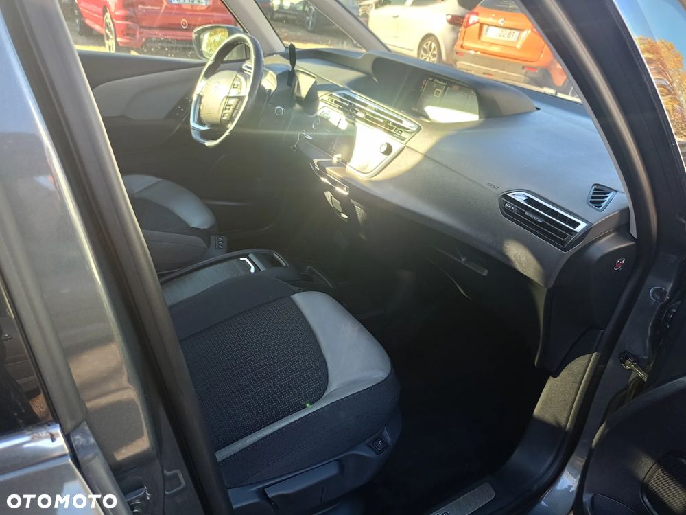 Citroën C4 Picasso BlueHDi 150 EAT6 Exclusive - 22
