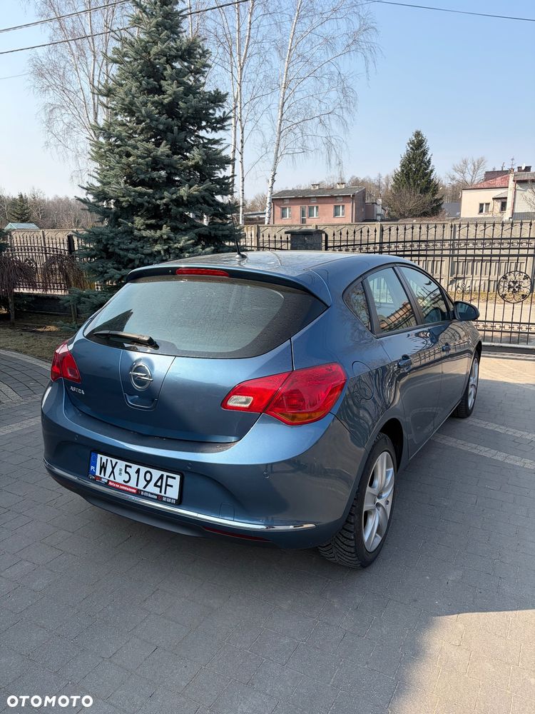 Opel Astra 1.4 Turbo - 5