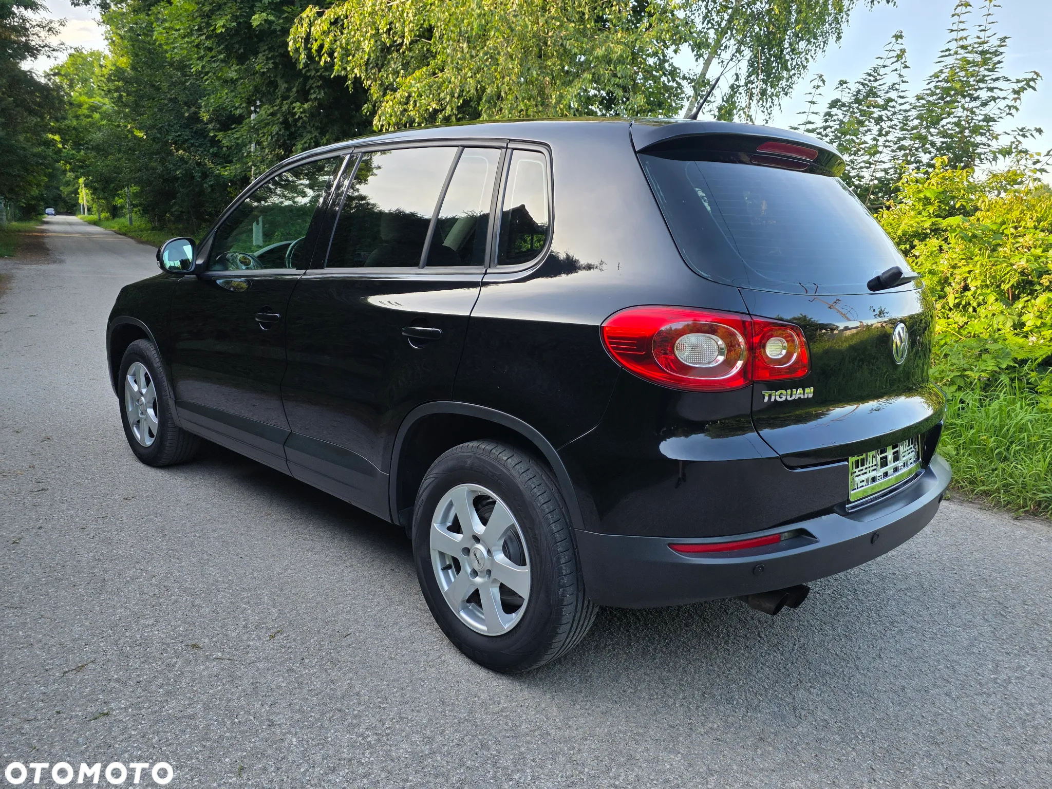 Volkswagen Tiguan - 4