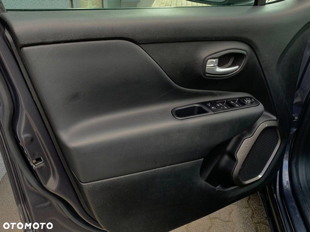 Jeep Renegade 1.5 T4 mHEV Limited FWD S&S DCT - 26