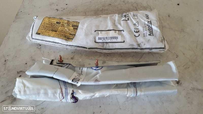 AIRBAG LATERAL FRENTE ESQUERDO TOYOTA AVENSIS T27 - 1