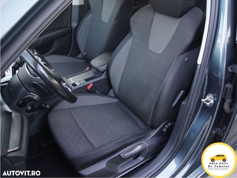 Skoda Octavia 2.0 TDI DSG Exclusive Plus - 5