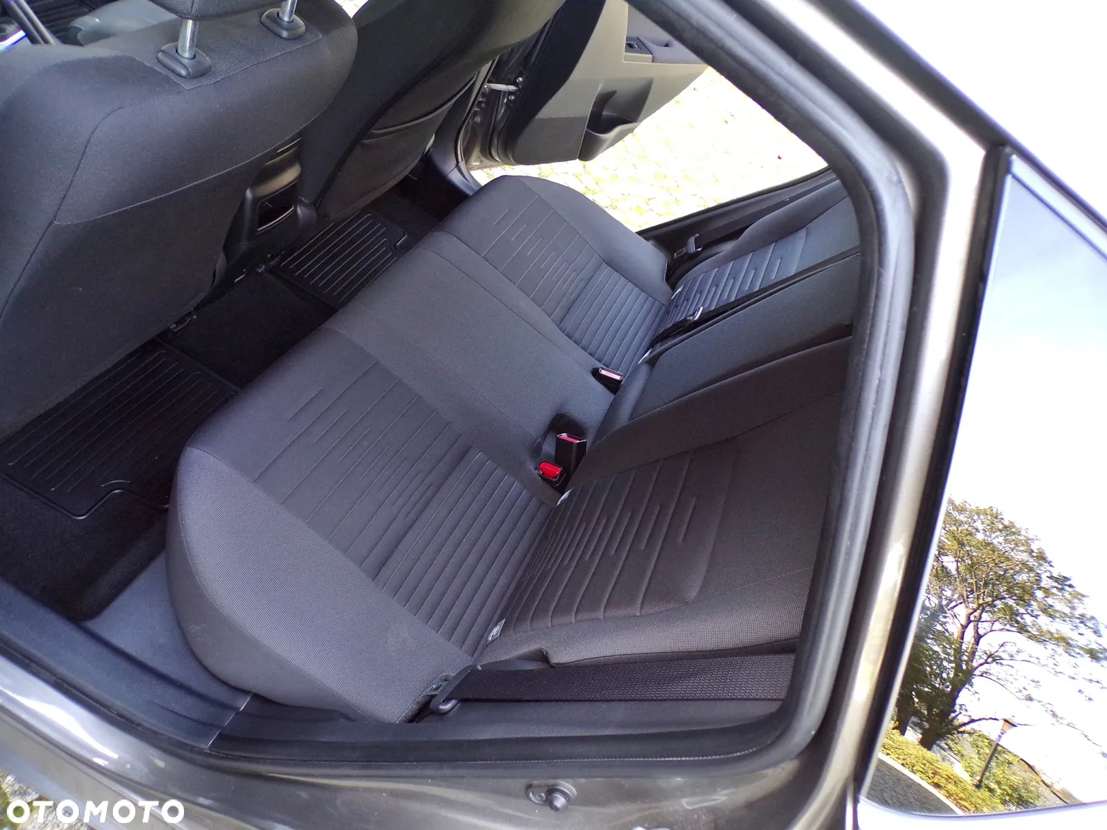 Toyota Auris 1.6 Comfort - 24