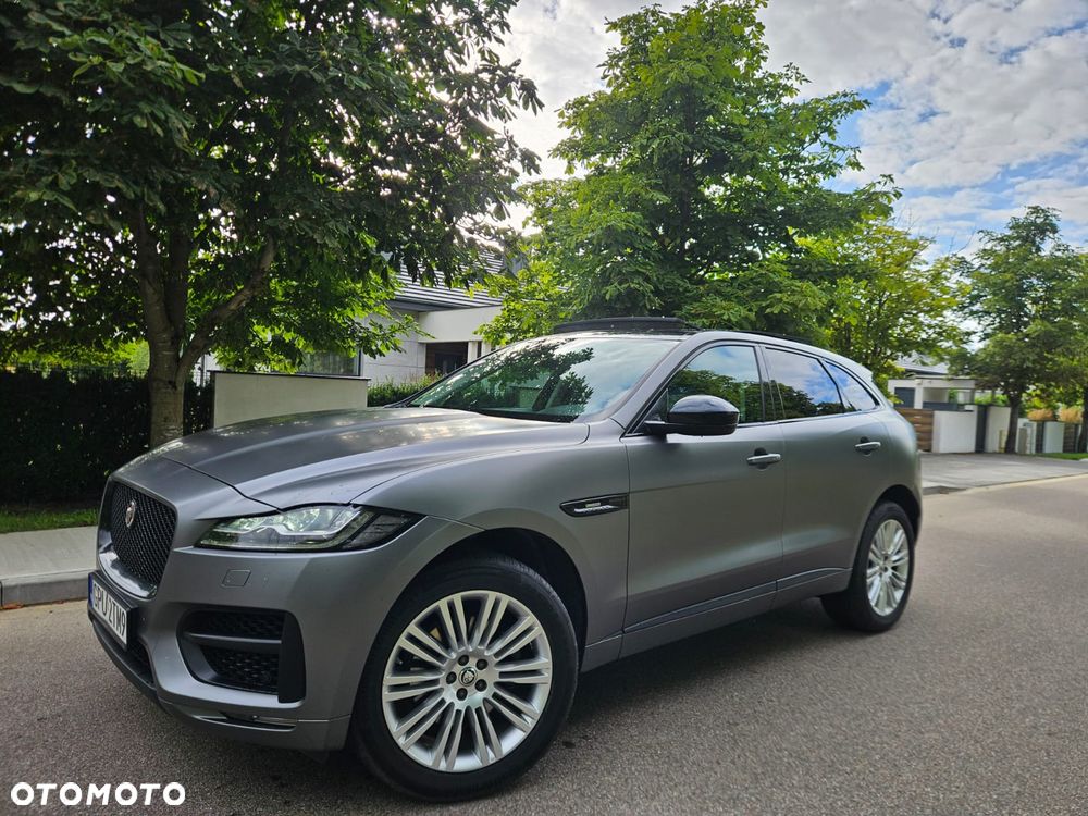 Jaguar F-Pace - 1