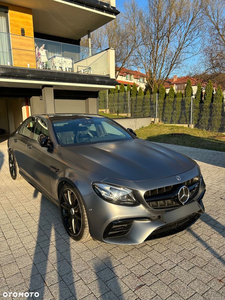 Mercedes-Benz Klasa E - 2