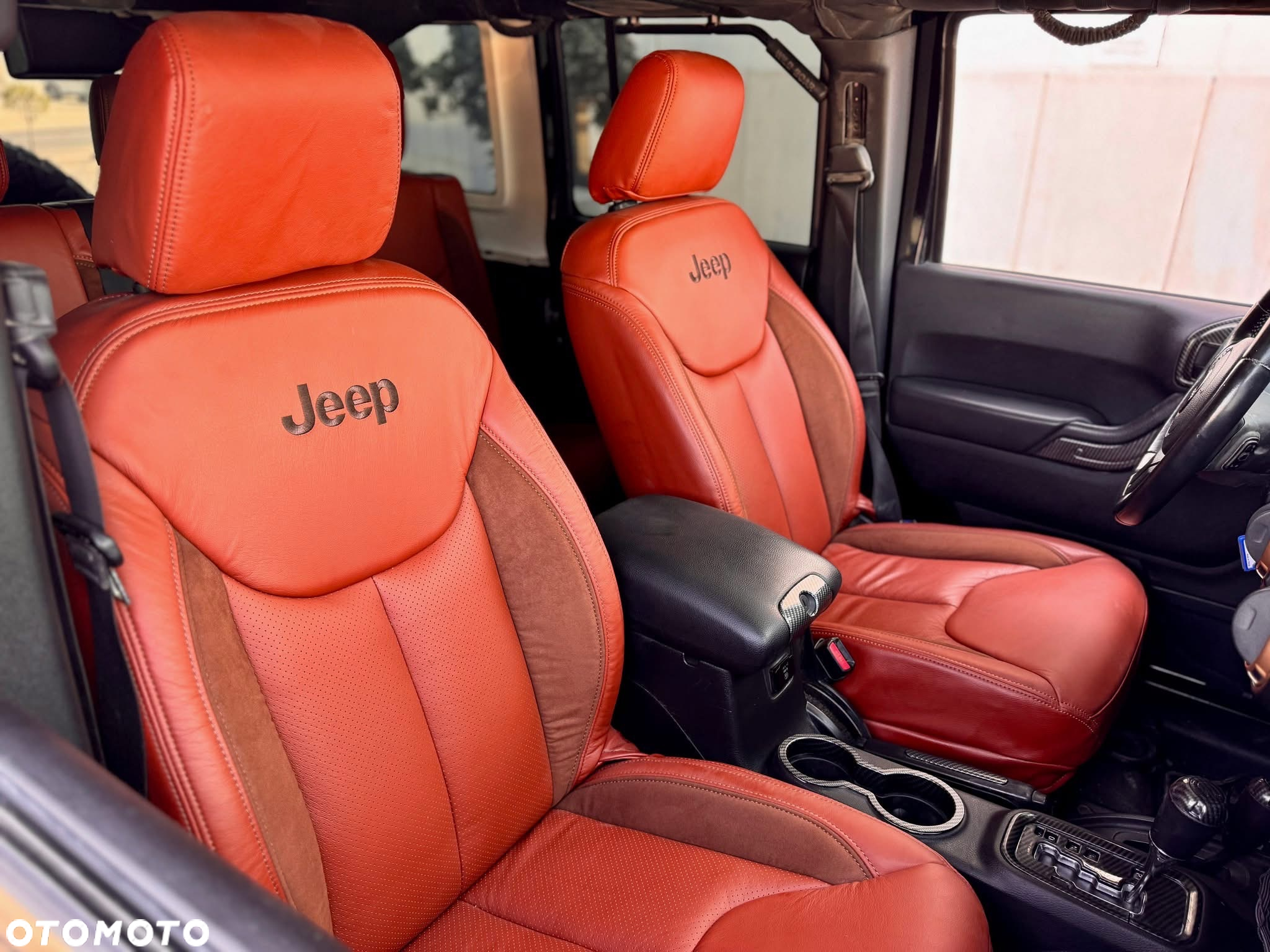 Jeep Wrangler 3.6 Unlim Sahara - 6