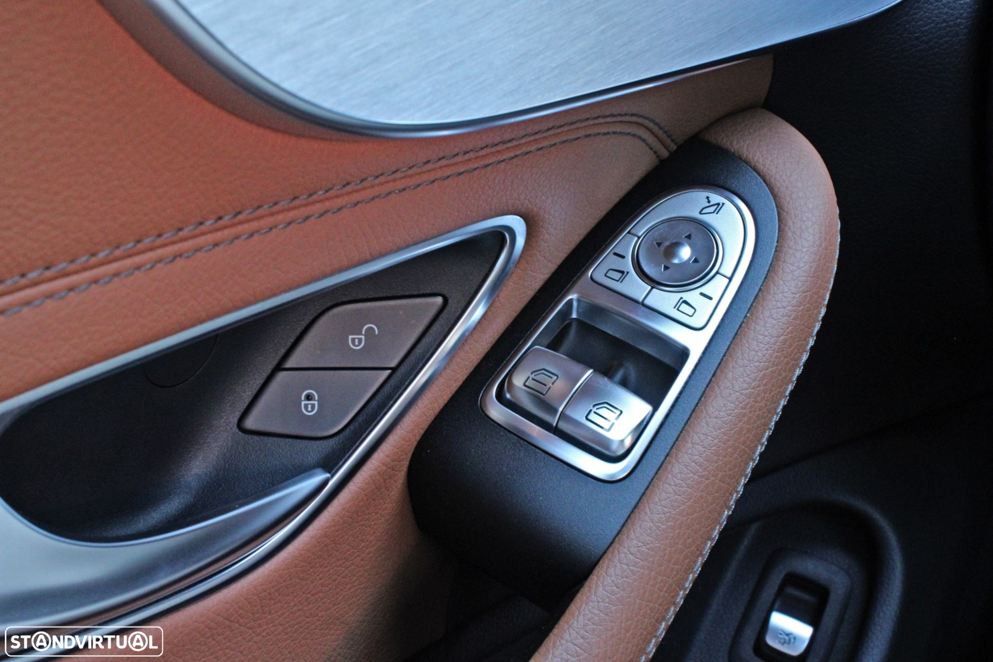Mercedes-Benz C 300 d AMG Line - 19