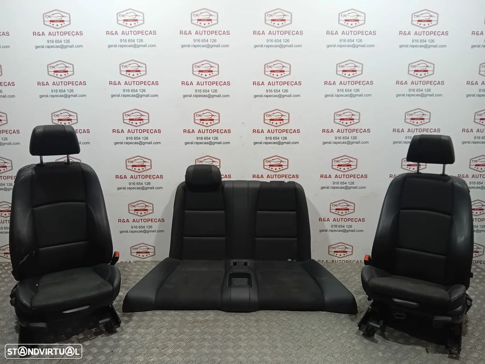 Conjunto de Bancos BMW Serie 1 Cabriolet E88 Pack M Pele e Tecido - 10