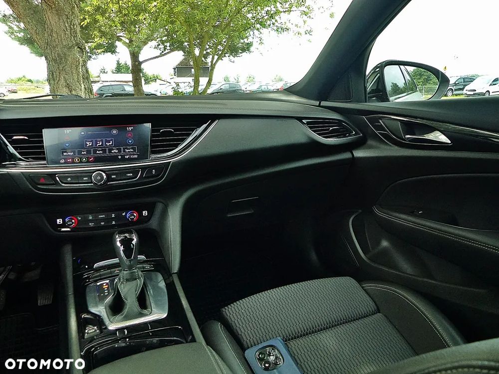 Opel Insignia 2.0 CDTI Business Elegance S&S - 37