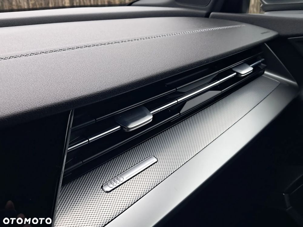 Audi A3 Sportback 35 TFSI S tronic S line - 25
