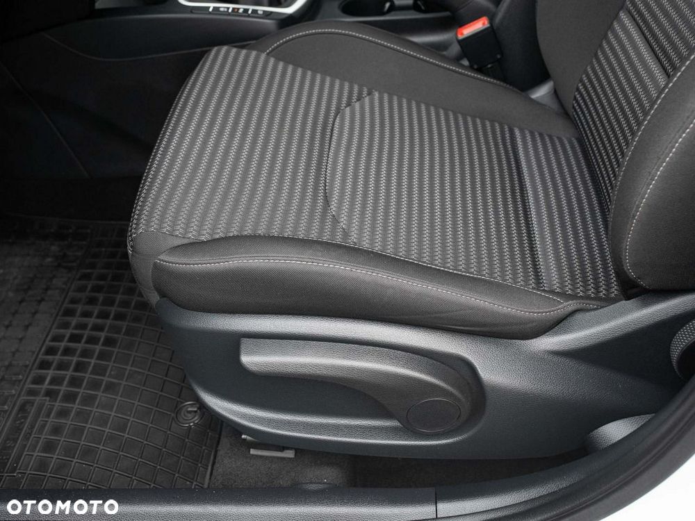 Kia Ceed 1.5 T-GDI M - 11