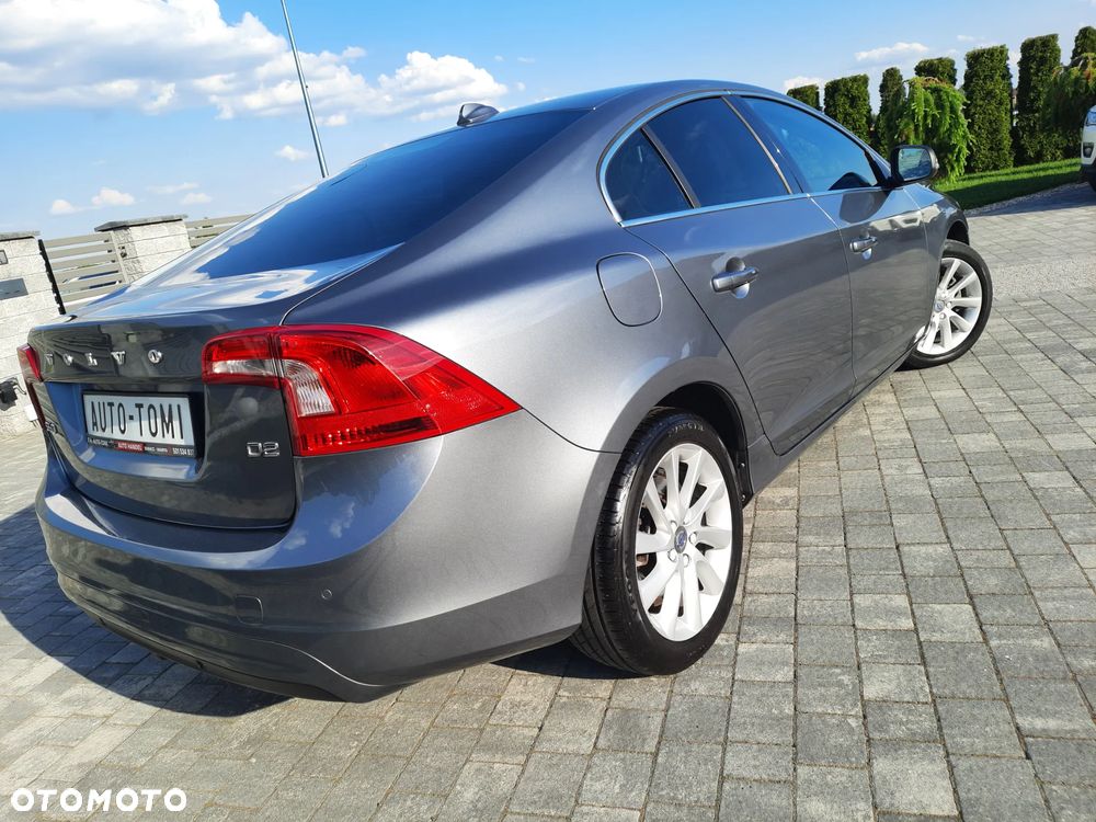 Volvo S60 D2 Summum - 8