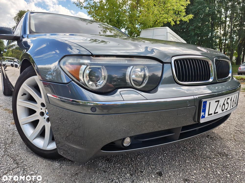 BMW Seria 7 745i L - 1