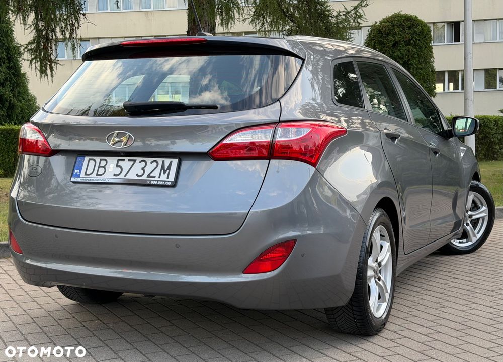 Hyundai i30 1.4 Fifa World Cup Edition - 25