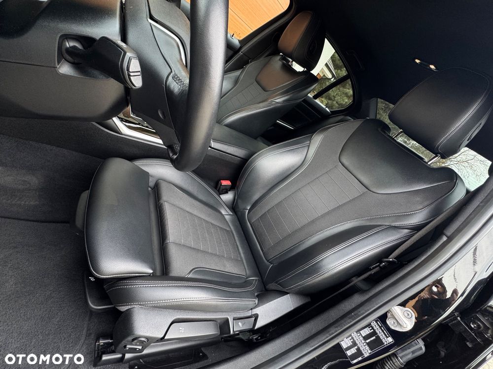 BMW Seria 3 320d Sport Line - 9