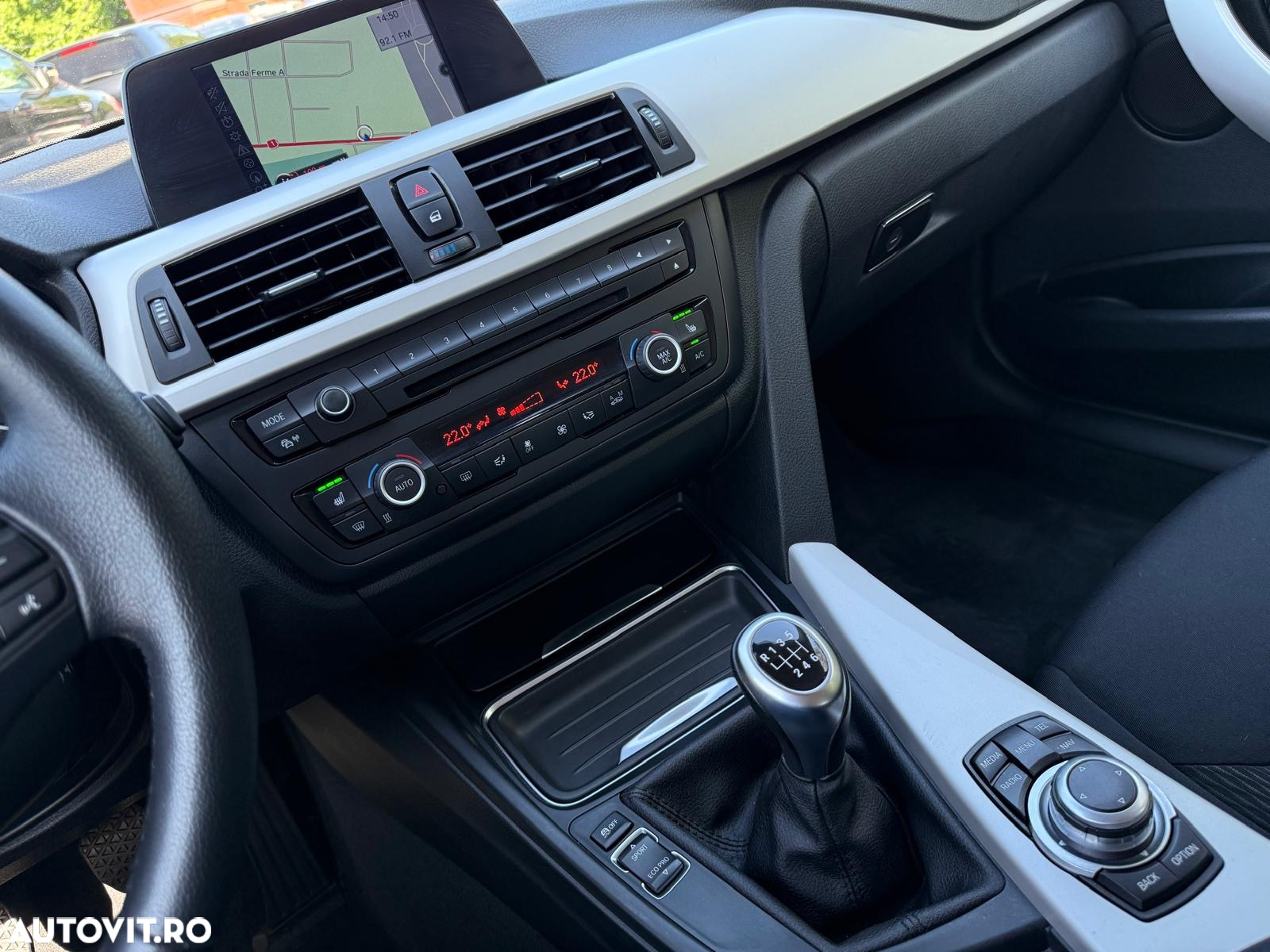 BMW Seria 3 320d xDrive - 8