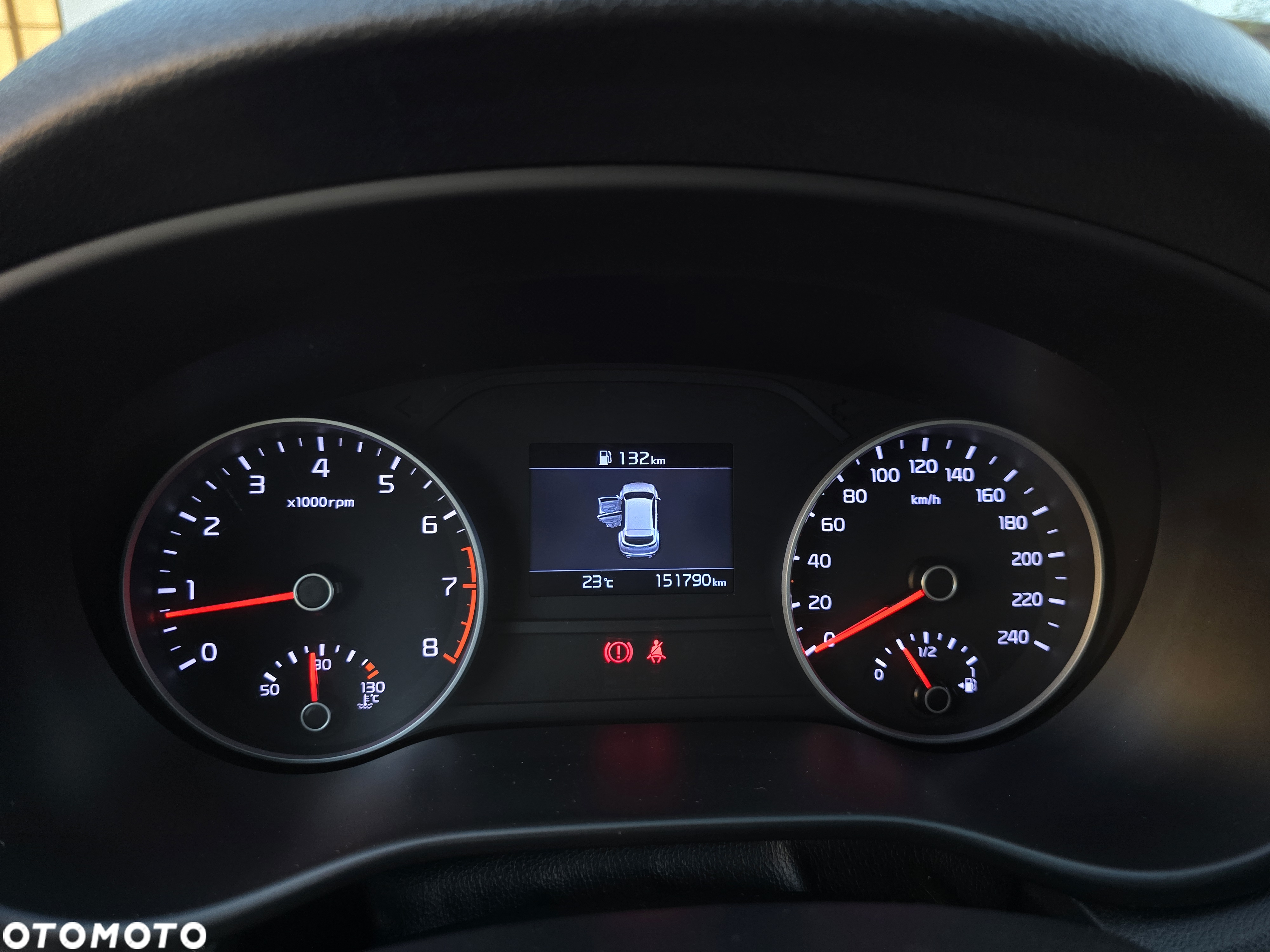 Kia Sportage 1.6 T-GDI AWD VISION - 26