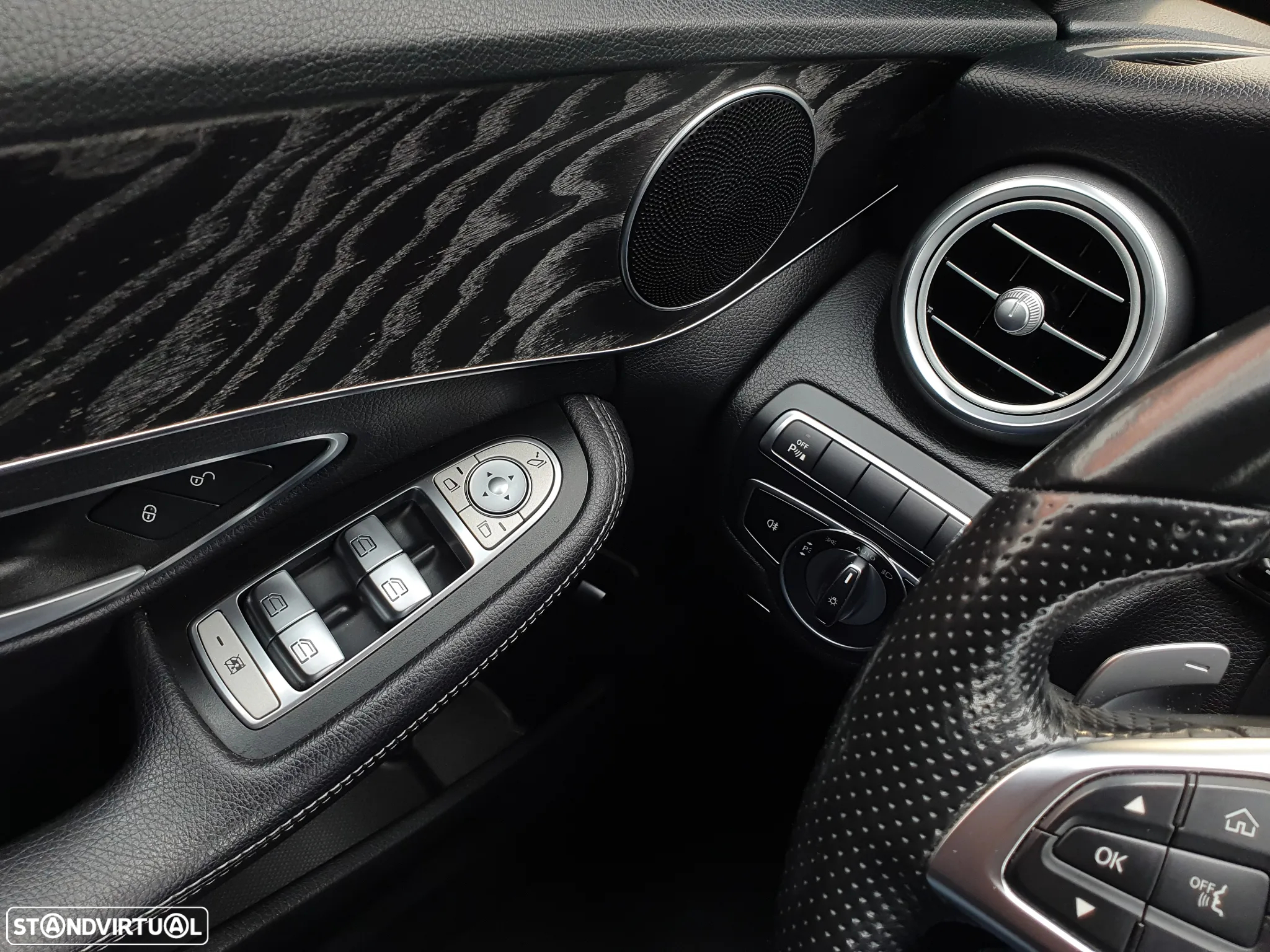 Mercedes-Benz C 300 BlueTEC Hybrid AMG Line - 14