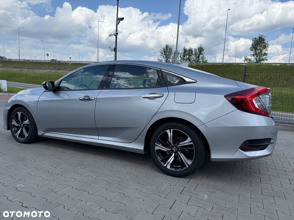 Honda Civic 1.5 T Elegance - 14