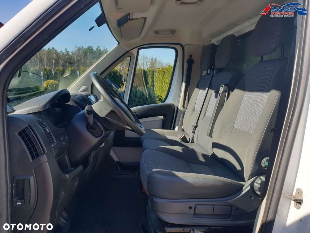 Peugeot BOXER KONTENER WINDA 3,0 180KM - 18