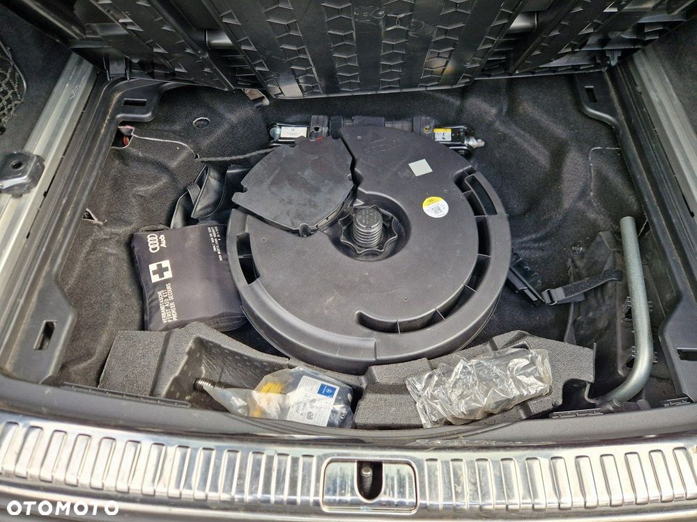 Audi A6 Avant - 32