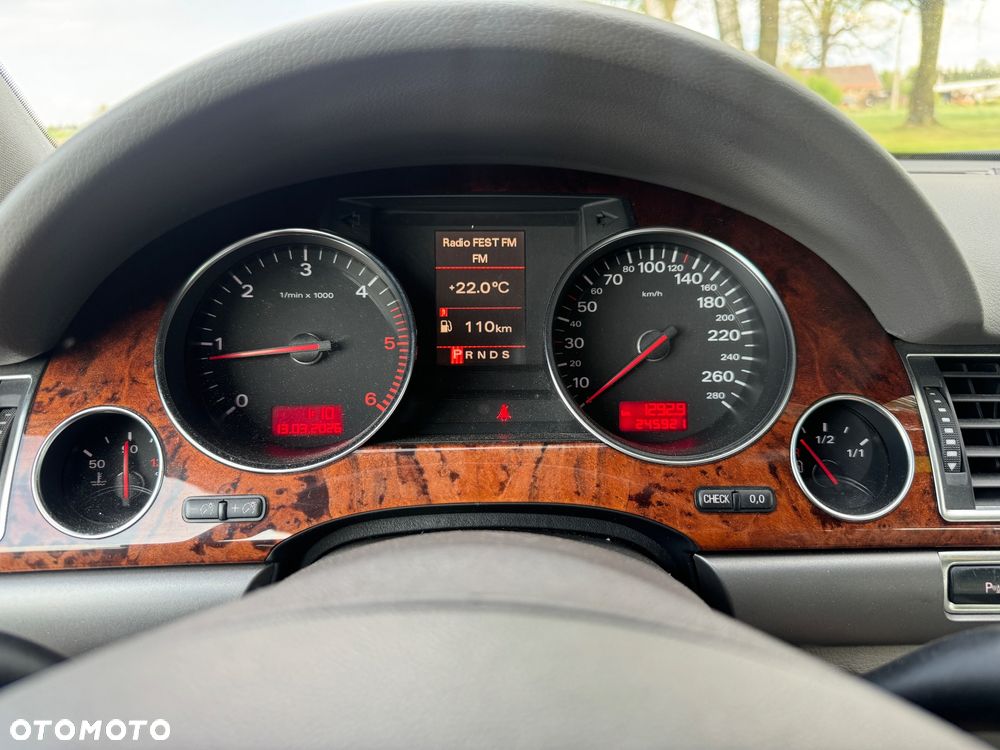 Audi A8 3.0 TDI Quattro - 22