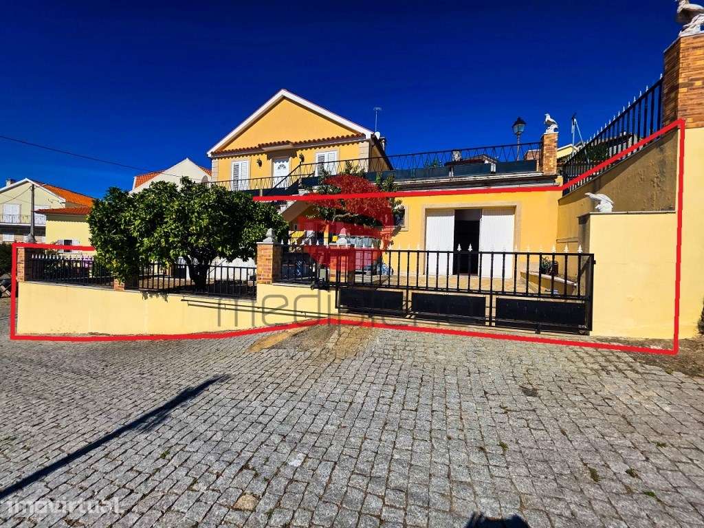 APARTAMENTO T3 C/ GARAGEM E JARDIM - Grande imagem: 2/14