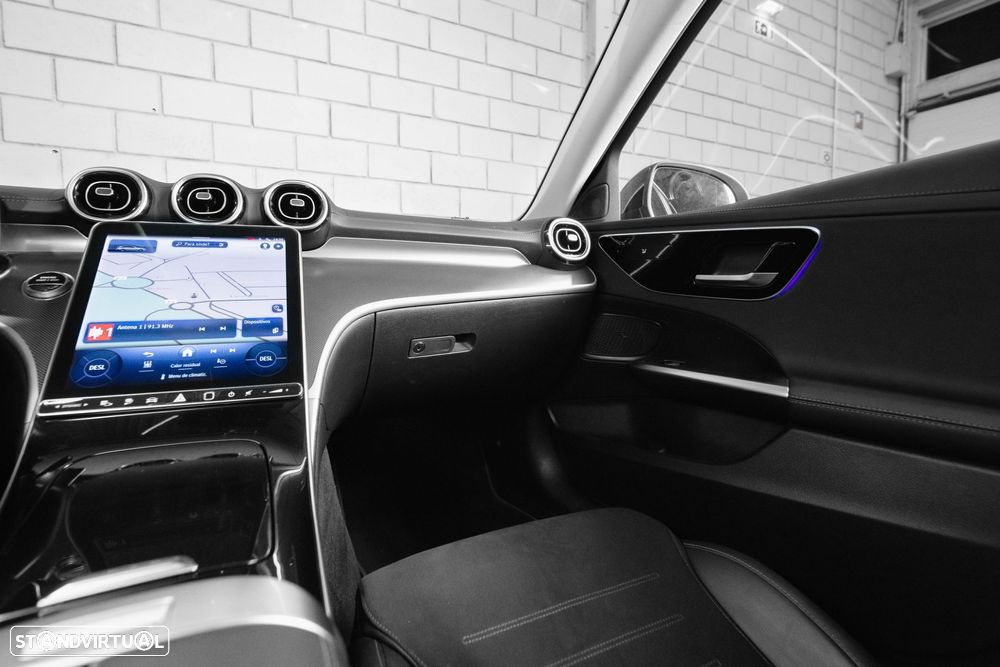 Mercedes-Benz C 300 e AMG Line - 40